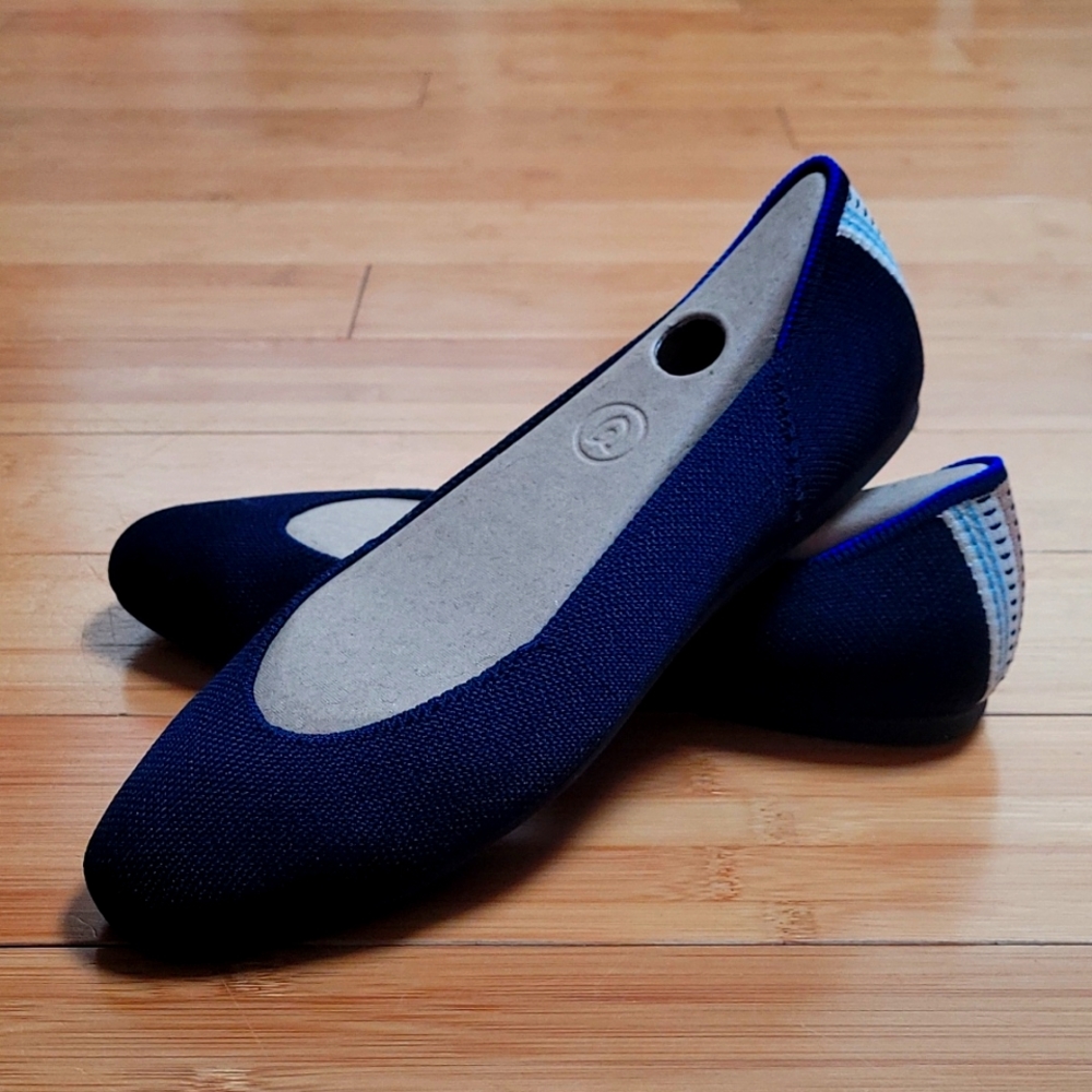 NIB Rothy's square toe flat